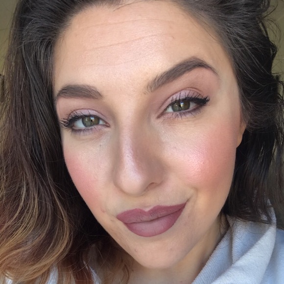 Meet your Posher, Shelby - Picture 1 of 1